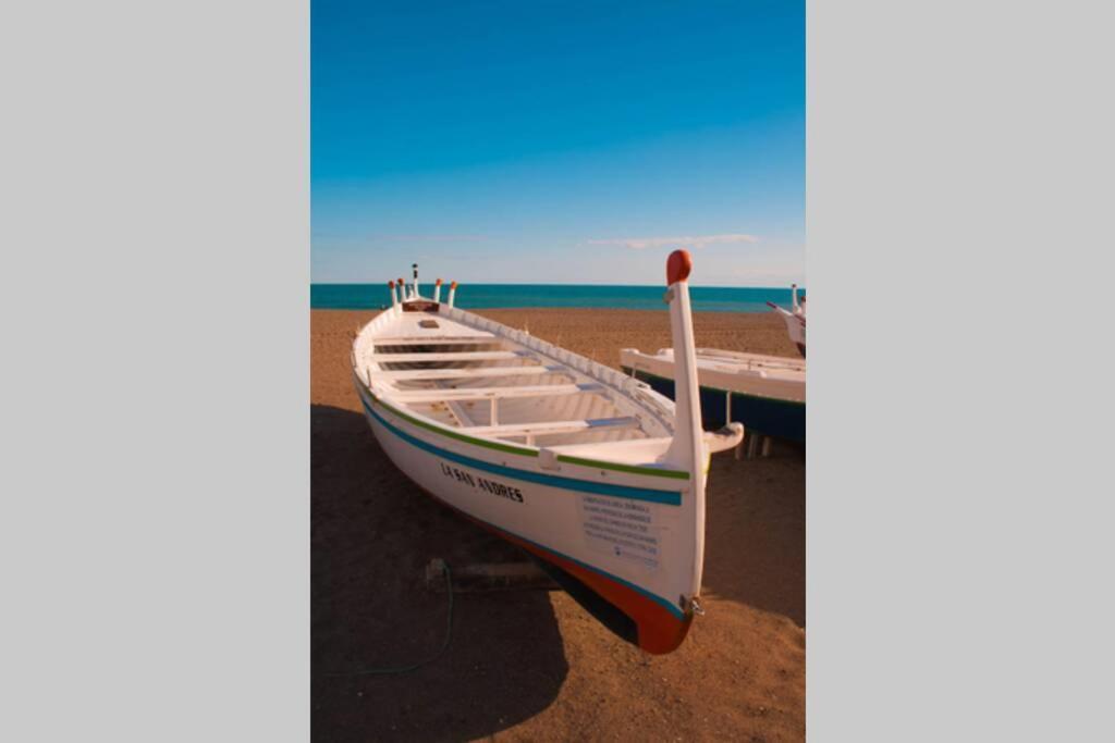 Playa Huelin Apartamento Apartment Malaga Exterior photo